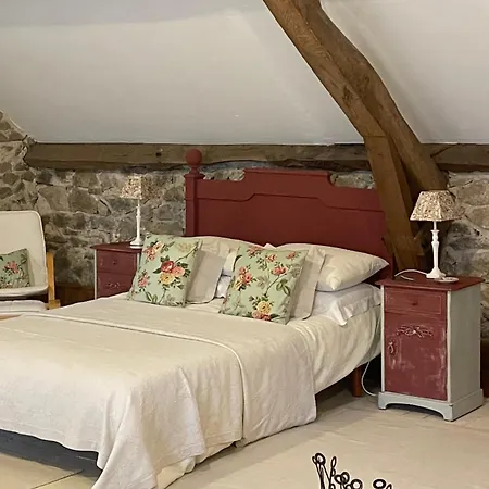 Le Moulin Des Farges Bed & Breakfast Meymac Exterior photo